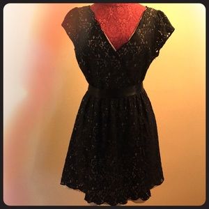 EUC ELLE Lacy Black Dress Size 14